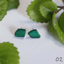 Load image into Gallery viewer, malachite studs
