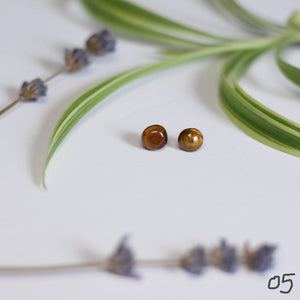 tigers eye studs