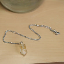 Load image into Gallery viewer, citrine spear pendant necklace
