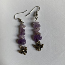 Load image into Gallery viewer, &quot;I bee-lieve you&quot; drop earrings
