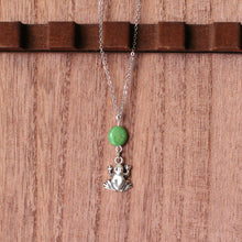 Load image into Gallery viewer, &quot;kitty the frog&quot; necklace
