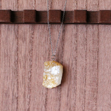 Load image into Gallery viewer, citrine spear pendant necklace
