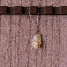 Load image into Gallery viewer, citrine spear pendant necklace
