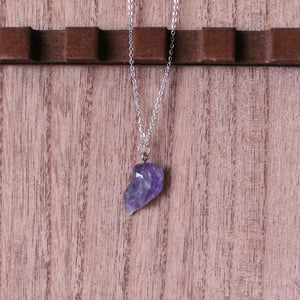 amethyst spear pendant necklace